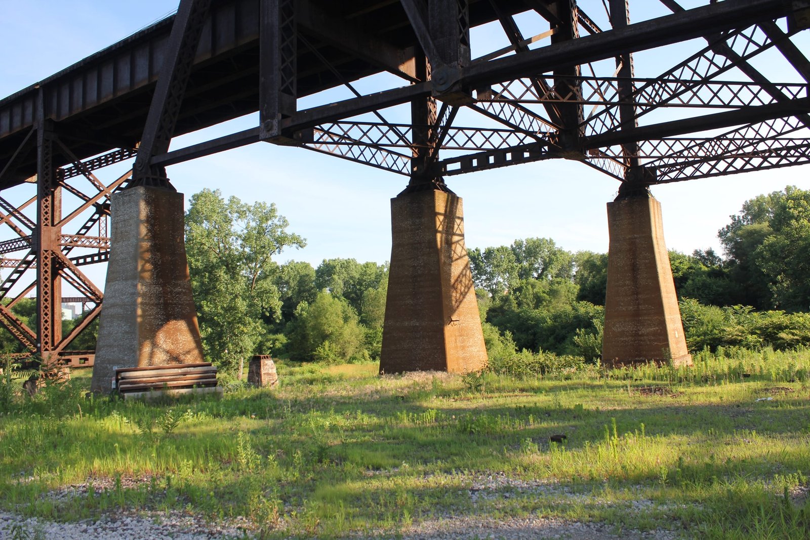 West piers, 296-foot span